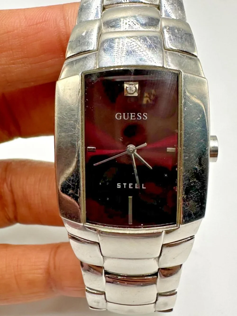 3/30 Guess Steel Watch Men Maroon Dial Barrel Case Water Resistant  7.25